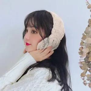 귀도리 니트 방울 아이보리 목도리