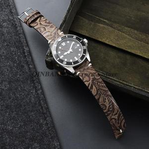 삼성 갤럭시 워치 7/6/5/4용 20/22mm 가죽 시계 밴드 스트랩 빈티지 패턴 유니버설 시계줄