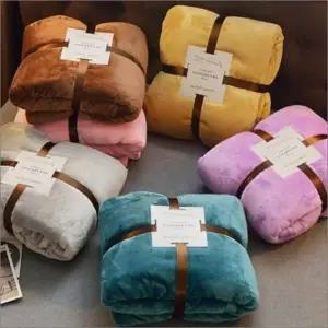 극세사담요 무릎담요 블랭킷 담요 이불 100x150 겨울 사무실 캠핑 차량 차박 카페 수험생 여행