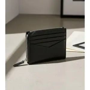 MUST IT_ 26SS 그레인 레더 지퍼 카드 홀더 BK60DNK213 001)