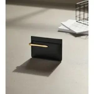 MUST IT_ 26SS 레더 핀치 카드 홀더 BB60QDB2D3 001)