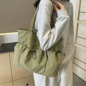 [오너클랜]WL 여성 나일론 숄더 백 가벼운 여자 가방 카키 대학생숄더백