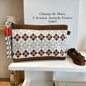 [오너클랜]WL 미니 니트 크로스 백 파우치 가방 브라운 아가일 데일리백