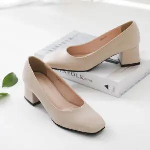 [갓슈] 갓슈 로즈니 5cm 미들힐 펌프스 빅사이즈