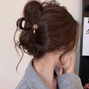 여성 진주버튼 리본 아크릴 집게핀 올림머리헤어핀 PdR6+8jac