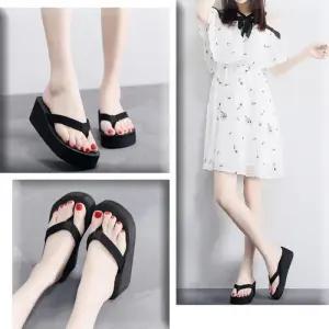 [라일리의류] Rly 통굽 심플디자인 내추럴무드 여름 여성 쪼리