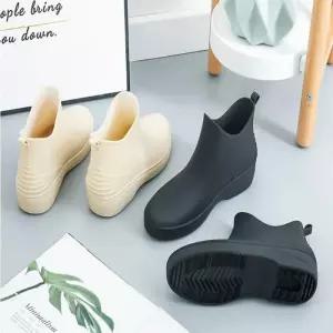 [라일리의류] Rly 여성 여름 장마철 숏 장화 방수 무광 레인부츠 2컬러