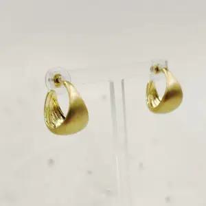 [라일리의류] Rly 골드 링귀걸이