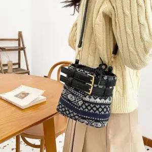 복조리 크로스백 여성 버킷백 니트 데일리 가방