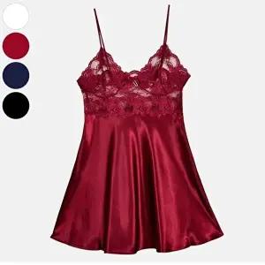 우아하고 여성스러운 레이스 자수 새틴 여성 끈 슬립 (HSJ-WD6D192)