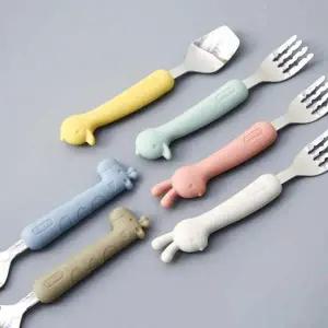 유아 YID352L2 돌아기 실리콘 스푼 포크 숟가락 케이스 세트