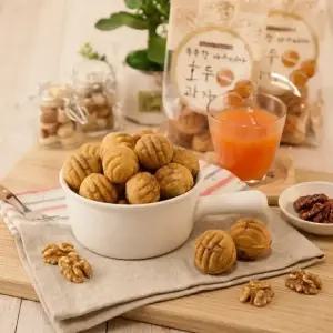 [최종 2,160원] [만쥬데이] 촉촉한 카스테라속 달콤한 팥앙금과 호두가 듬뿍 호두과자 1팩 130g