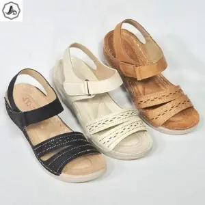 [애슬릿] 통굽 샌들 발편한 쿠션 큐빅 라인 찍찍이 키높이 4cm