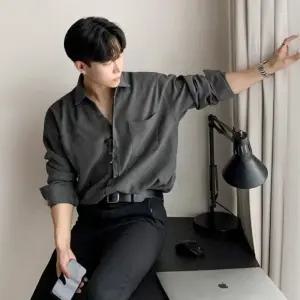 [옷자락]남자 데일리 데이트룩 모던한 고급 스웨이드 카라 셔츠