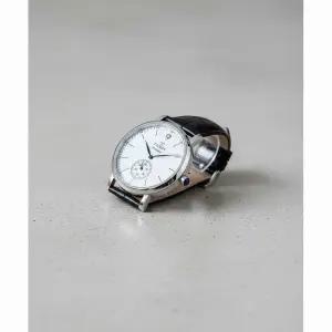 탠디 TANDY 다이아몬드 남성 가죽 손목시계 DIA-1902M WH