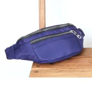 여행 보조 허리쌕 외출 메신저백 가방 바디백 네이비 여자웨이스트백 여행용힙색