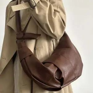 숄더백 바게트 바게트백 데일리 백 가방 여성 베이직