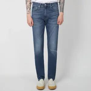 캘빈클라인 남성 청바지 37.5 모던 테이퍼 미디엄블루  J320649