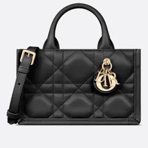 Dior Book Tote 미니 백 S5573OWHP_M900