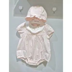 01S327956 로지프릴반팔바디수트(모자)_BP