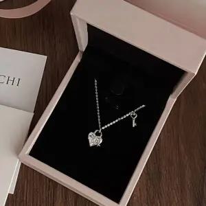 [하프클럽/]러블리 목걸이 키링 큐빅 여성 팬던트 여름 기념일