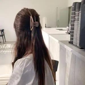 반달 헤어 집게핀