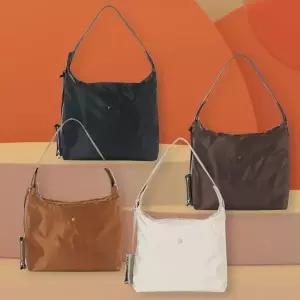 [다잇템]여자 사계절 경량 무지 데일리 실용 숄더백