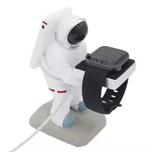 [셀러에이드]우주인 시계받침대 무선충전 스탠드 워치 거치대 시계보관함