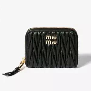 미우미우 MUST IT_MIU 26SS 마테라쎄 나파 가죽 동전 지갑 5MM268 AFPP F0002)