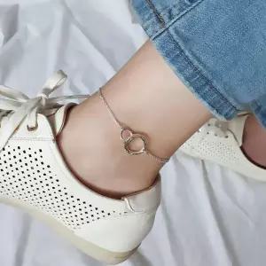 [하프클럽/]여자 데일리 데이트룩 세련된 여름 감성 실버 써클 발찌