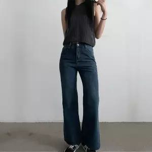 ONM 세미 부츠컷 데일리 키작녀청바지 진청데님