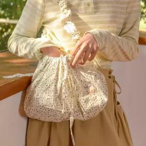 [THE COLOR WAY](의정부점)셔링플로레이스백 (KBE260114)