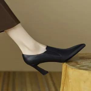 여성 스틸레토힐 구두 가죽 정장 포인트토 부티힐 키튼힐