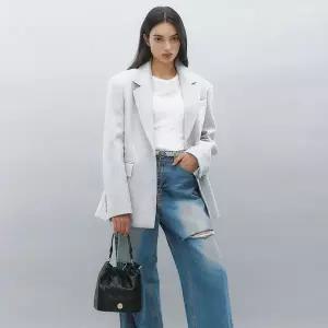 [메트로시티](광주신세계)[MQ2370 라인] 그리드퀼팅 토트백 스몰 M243MQ2372Z