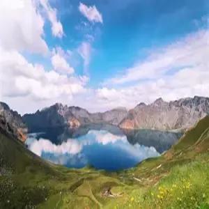 [더블트리바이힐튼 호텔 + 리무진 차량이동]][북파+서파+두만강] 연길/백두산 4일