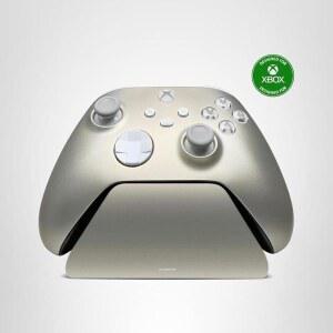 Xbox Series X|S용 Razer 범용 급속 충전 스탠드 - Xbox 무선 컨트롤러와 완벽하게 일치 - USB 전원 공급 - Lunar Shift (컨트롤러 별도 판매)