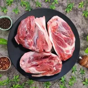 돼지 뒷사태살 수육보쌈고기 500g 뒷사태살 사태살 쫄대기살 보쌈고기 수육고기