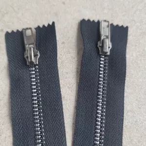 패션 수선용 슬라이더 지퍼 2P 15cm 옷 가방 철 블랙 그레이 자크 쟈크 셀프 수리