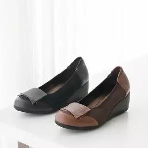 블랜샌들 소가죽 라운드 웨지힐 통굽 단화 구두 심플 중년 40대