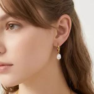 아트박스 루즈루나 노에미 물방울 담수 바로크 진주 드롭 귀걸이 D138