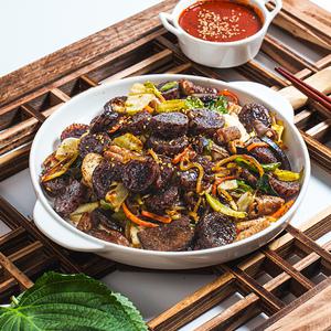 쫄깃 담백 30년 전통 신림동 백순대볶음