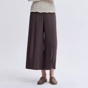 [플리츠미](의정부점)에센셜 스트레이트 칼주름 와이드 팬츠_EPPTS226005