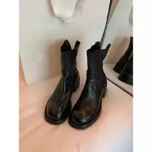 스파이더맨 여성 빈티지 워커 소가죽 통굽 가죽 슬림 라운드 부츠 버전 OPH5