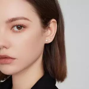 [라일리쥬얼리] Rly 기본 큐빅 귀걸이 스크류 타입 잠금 귓볼 피어싱
