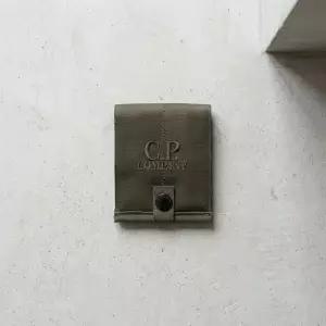 26SS Herringbone Wallet (20CMAC054A 005349G 683) (헤링본 월렛)