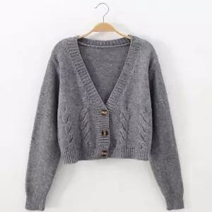 여자 간절기 직장인 출근 룩 사무실 브이넥 가디건