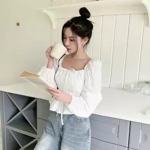 [하프클럽/옷자락]여성 스퀘어넥 리본 스트링 스모크 밴딩 허리 셔링 퍼프