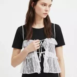 [샵앤] 여성 라운드 반팔티 끈나시 잔꽃레이스 프릴 뷔스티에 세트 SHA-WSET-21163