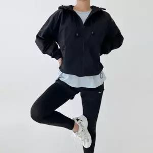 여성 골프 고프코어 스트링 흐 바람막이 DBC 1800W 흐집업 야상 구스 바람막이점퍼 흩 바람막이 숏 사파리