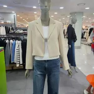 시슬리/애플아울렛/넥서스 테일러드 크롭 자켓 SAJK09411